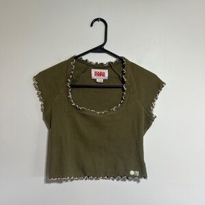EUC Solid & Striped Olive Green Ribbed Women's Top, Medium
